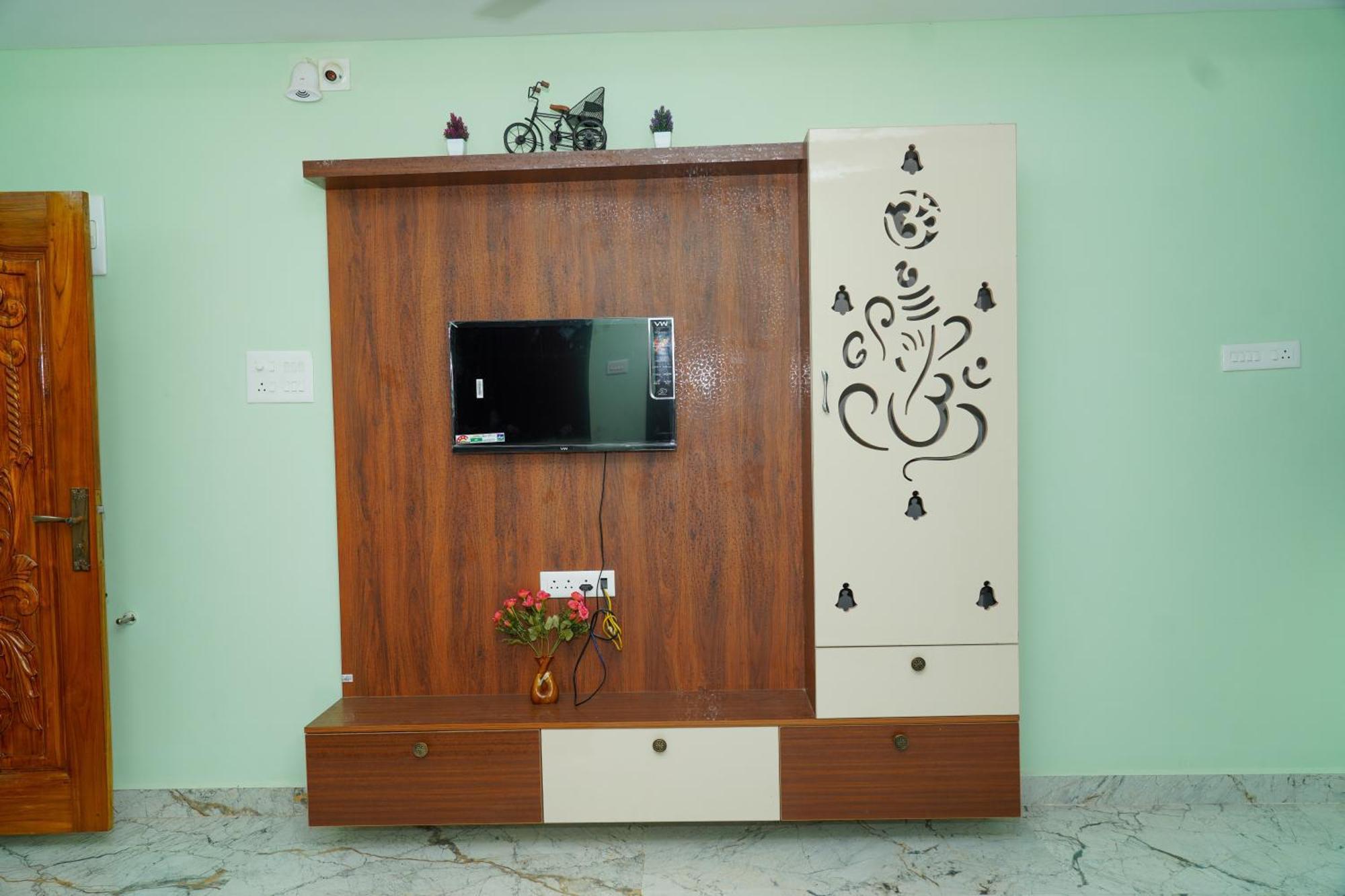 Mithra'S Homestay Near Padmavathi Ammavari Temple ティルパティ エクステリア 写真