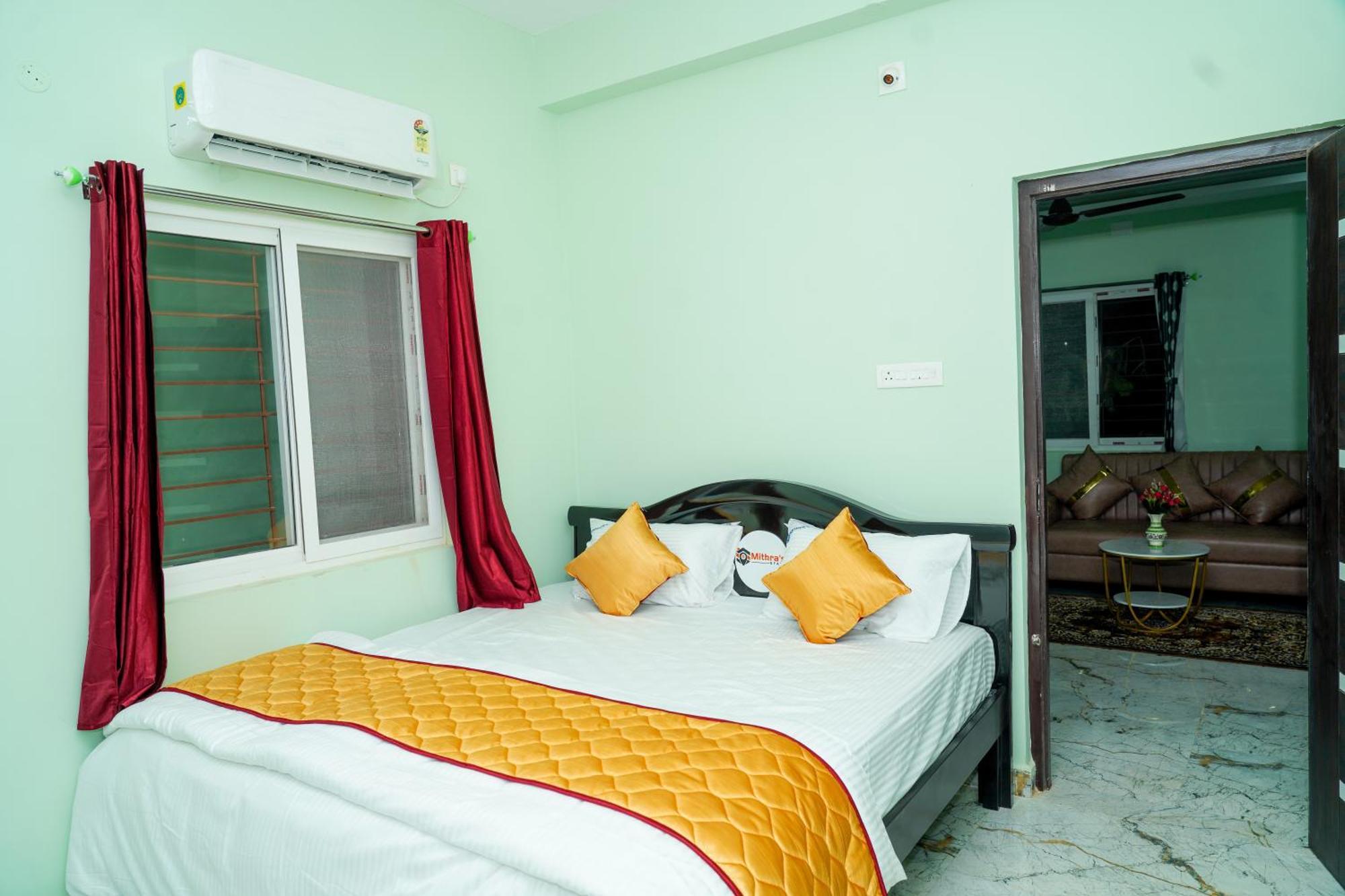 Mithra'S Homestay Near Padmavathi Ammavari Temple ティルパティ エクステリア 写真